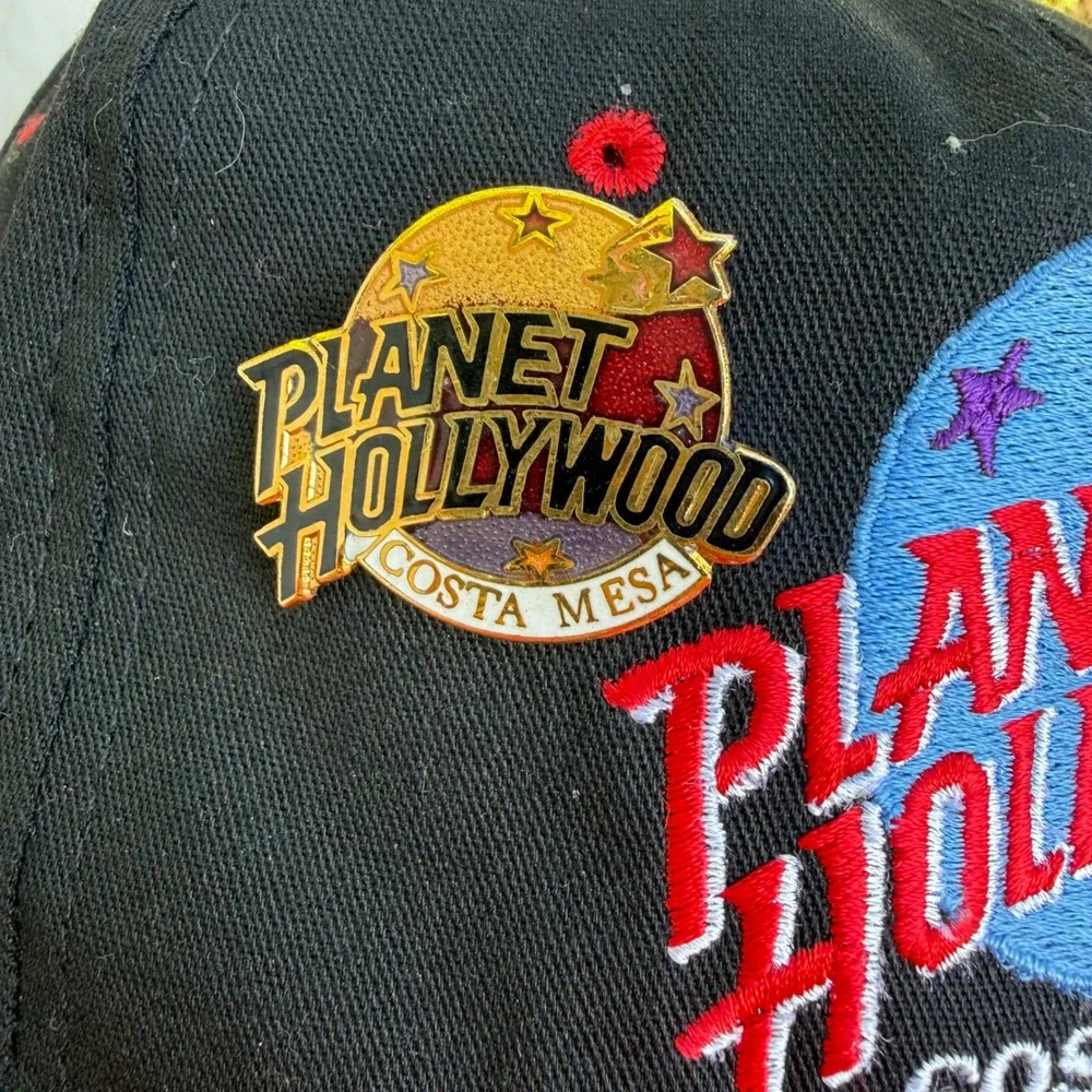 Vintage Planet Hollywood Costa Mesa‎ Snapback Hat Black Red with Enamel Pin